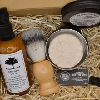 KIT AFEITADO - JABÓN NATURAL + BROCHA DE PELO DELICADO + AFTER SHAVE + MAQUINA DE AFEITAR Y RECAMBIO, REGALO IDEAL PARA HOMBRES, REGALO PAPÁ, REGALO DÍA DEL PADRE, CUIDADO FACIAL.
