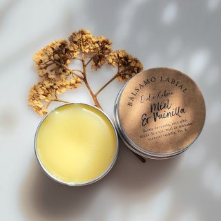 Bálsamo labial de miel y vainilla
