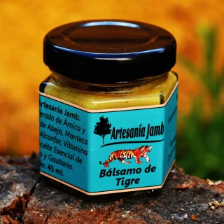 Bálsamo de Tigre Natural - Especial para Dolores Musculares, calienta y relaja la zona afectada, ideal para deportistas y congestión.