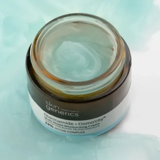 Skin Generics Niacinamida + Osmo´city fp 30